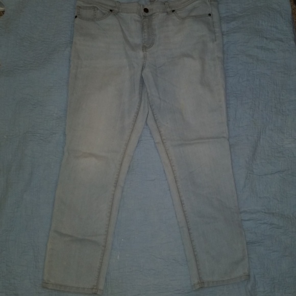 Jeans - Picture 4 of 6